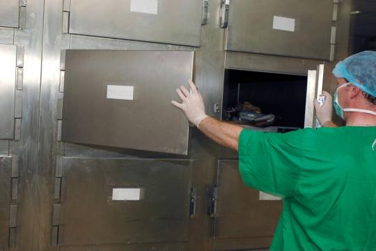 ¿Cómo elegir una cámara frigorífica mortuoria para mi funeraria?